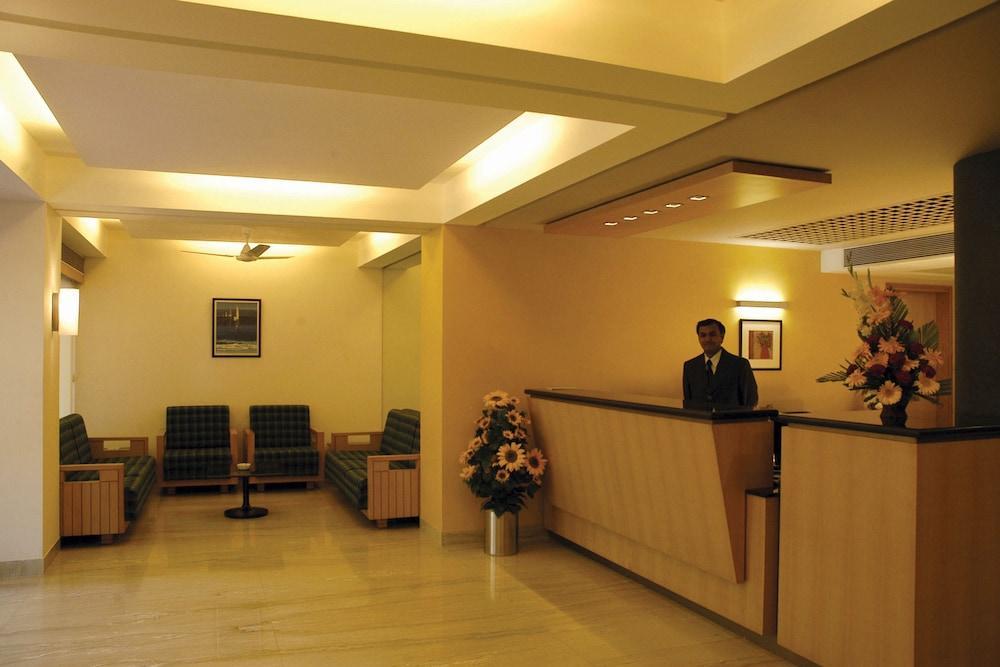Hotel Skylon Ahmedabad Luaran gambar
