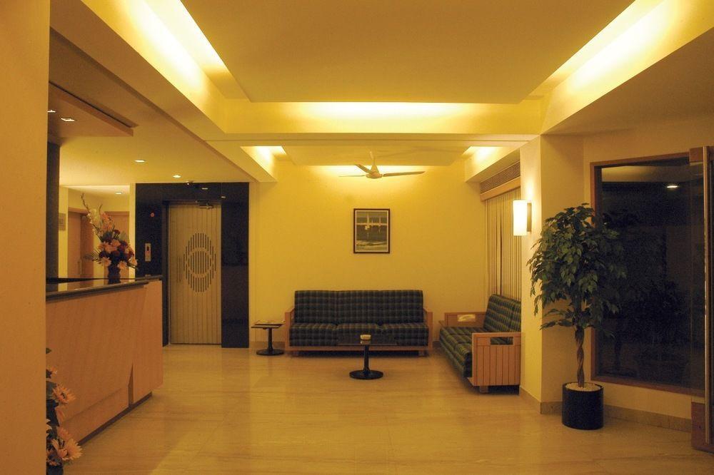 Hotel Skylon Ahmedabad Luaran gambar